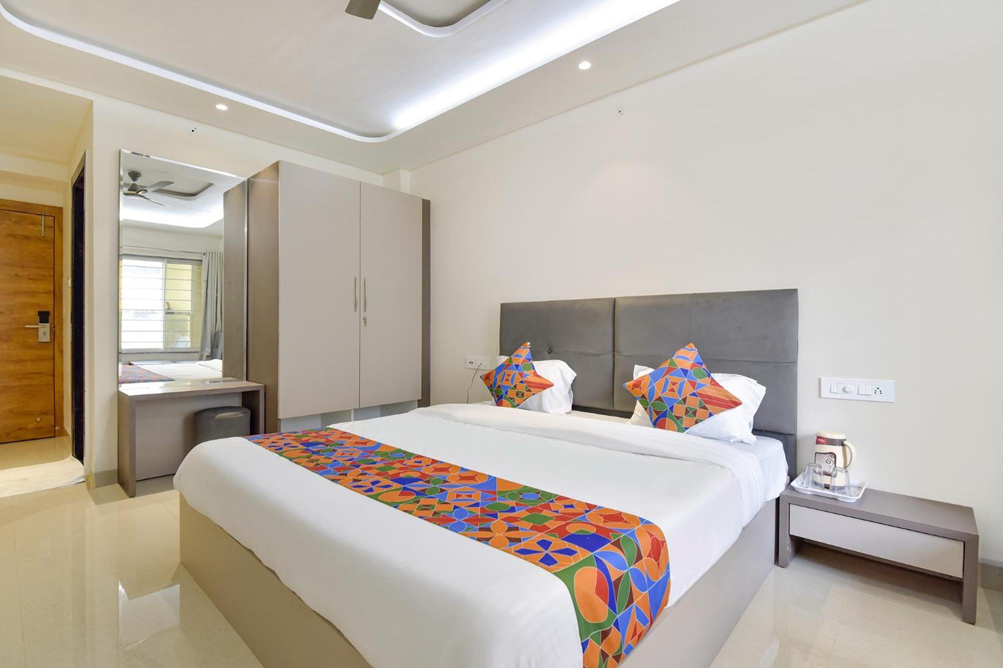 Fabhotel Synergy Stays Indore Esterno foto