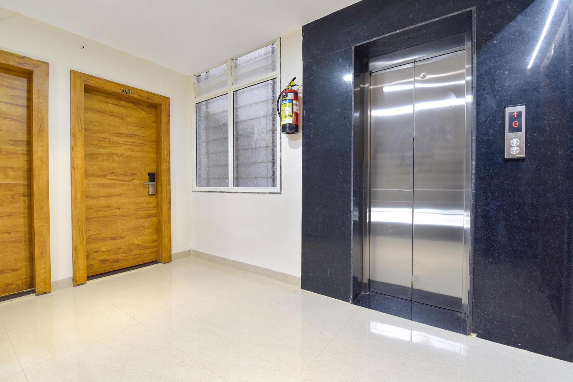 Fabhotel Synergy Stays Indore Esterno foto
